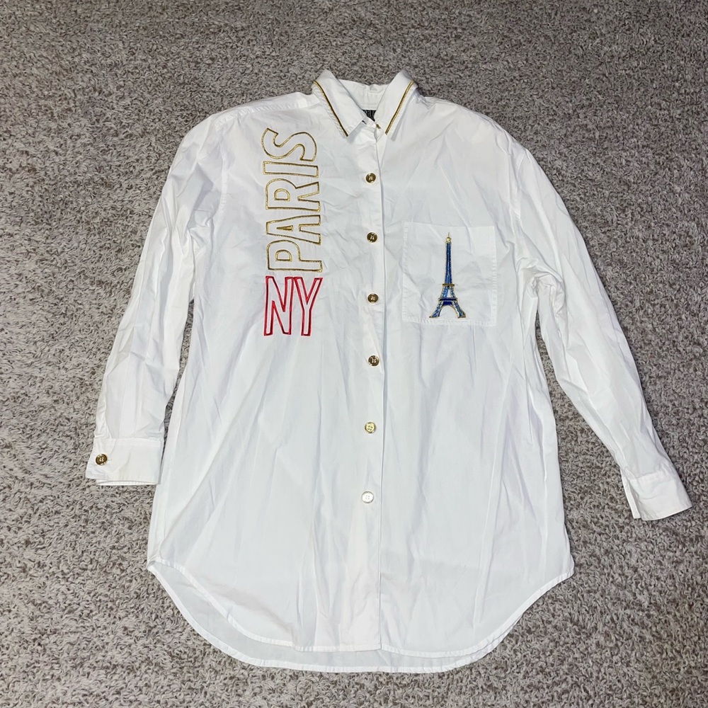 SK Wear white long sleeve shirt with gold buttons and designs size medium